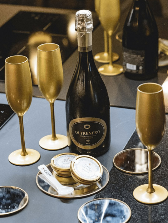 Cru caviar incanta Milano