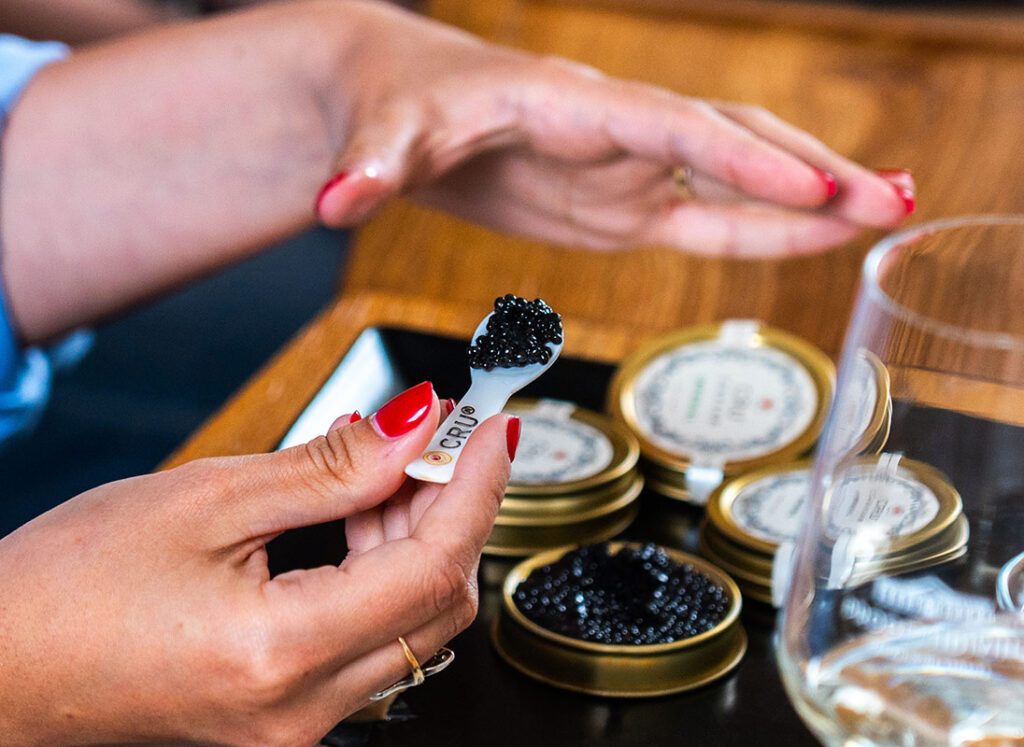 degustazione di caviale Cru Caviar
